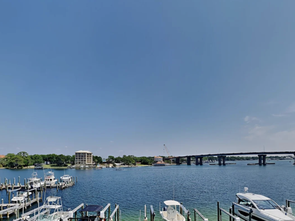 Fort Walton Beach Condo Rentals Bayfront Vacation Rental with Pool